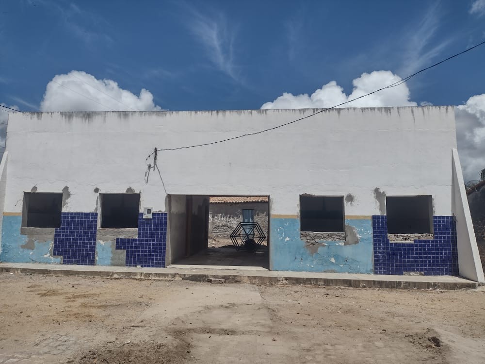 Governo Cuidando da Nossa Gente trabalha para concluir projeto de reforma das escolas municipais, inacabado pela gestão anterior