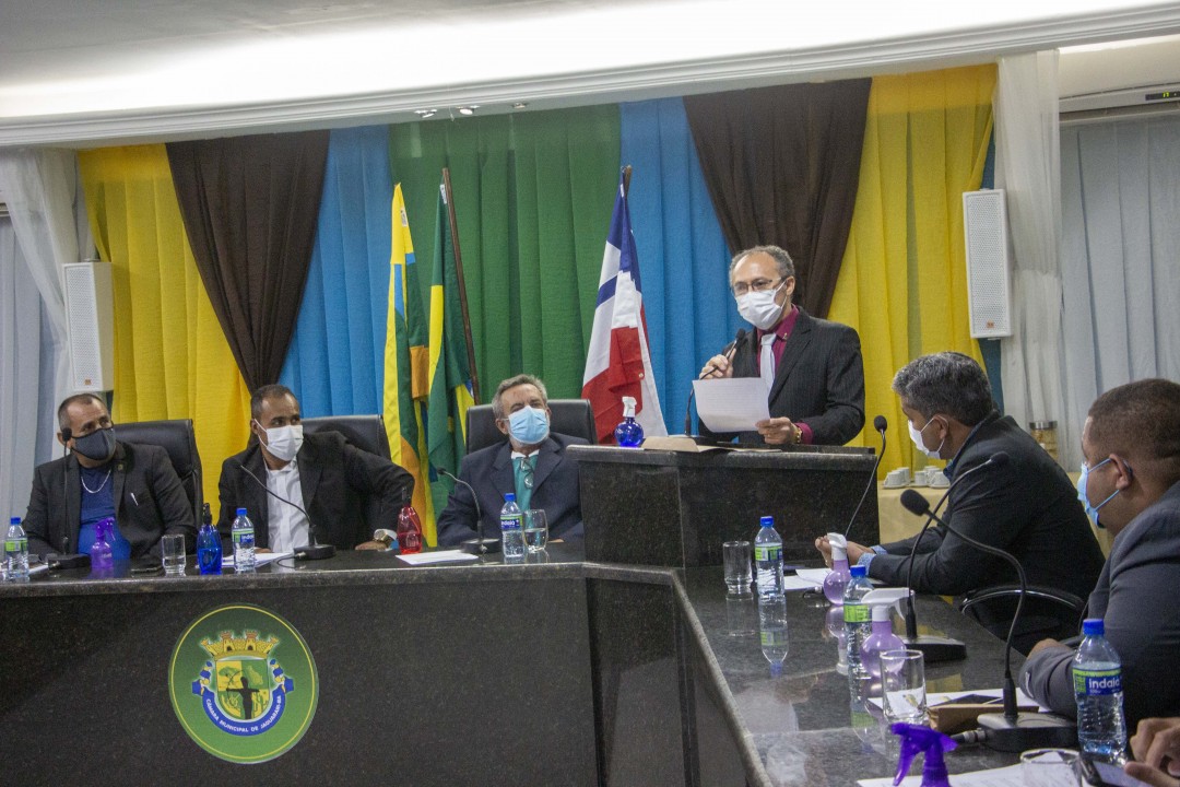 Vice-prefeito Dr. Veloso assume interinamente a Prefeitura  de Jaguarari durante férias do prefeito Antônio Nascimento