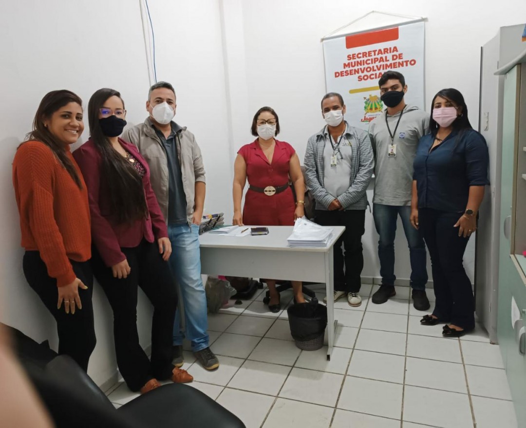Com nova empresa, Secretaria de Desenvolvimento Social retoma ações do projeto de Regularização de Títulos de Terra