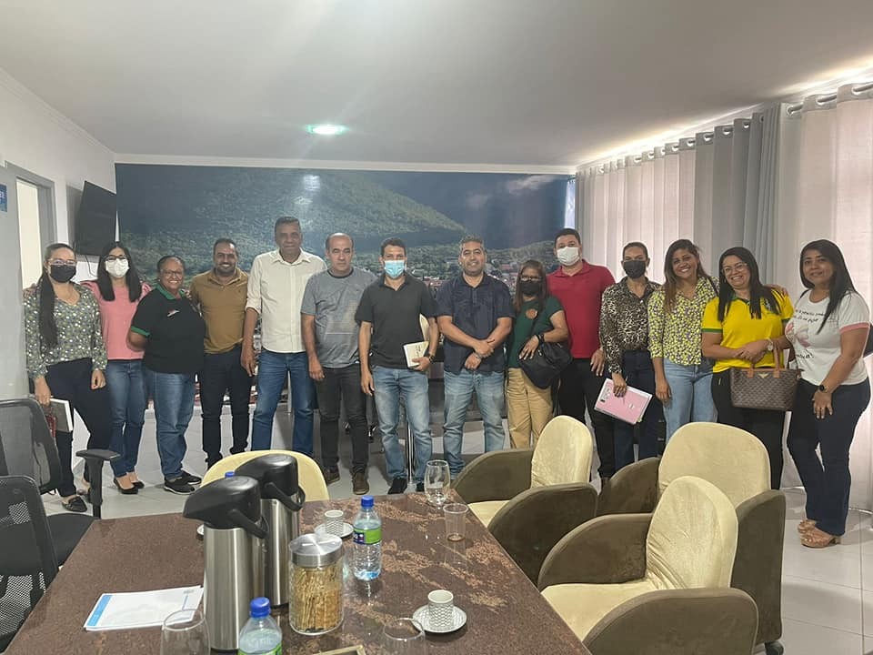 Secretários e equipes técnicas do Executivo se reúnem com vereadores para elaborar estratégias de melhoria do programa primeira infância