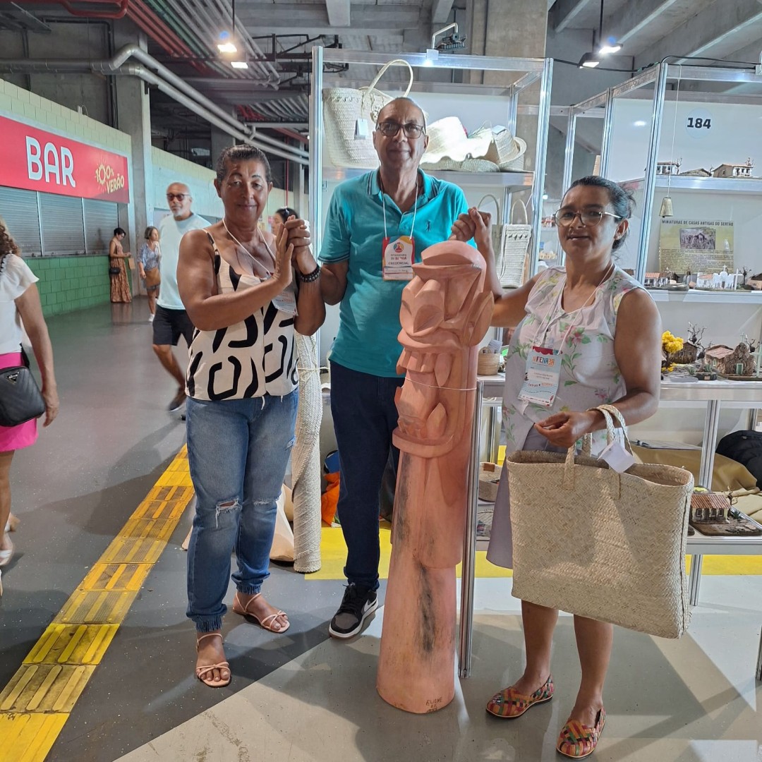 Artesãs de Jaguarari se destacam na Fenaba 2025 e consolidam crescimento do artesanato local